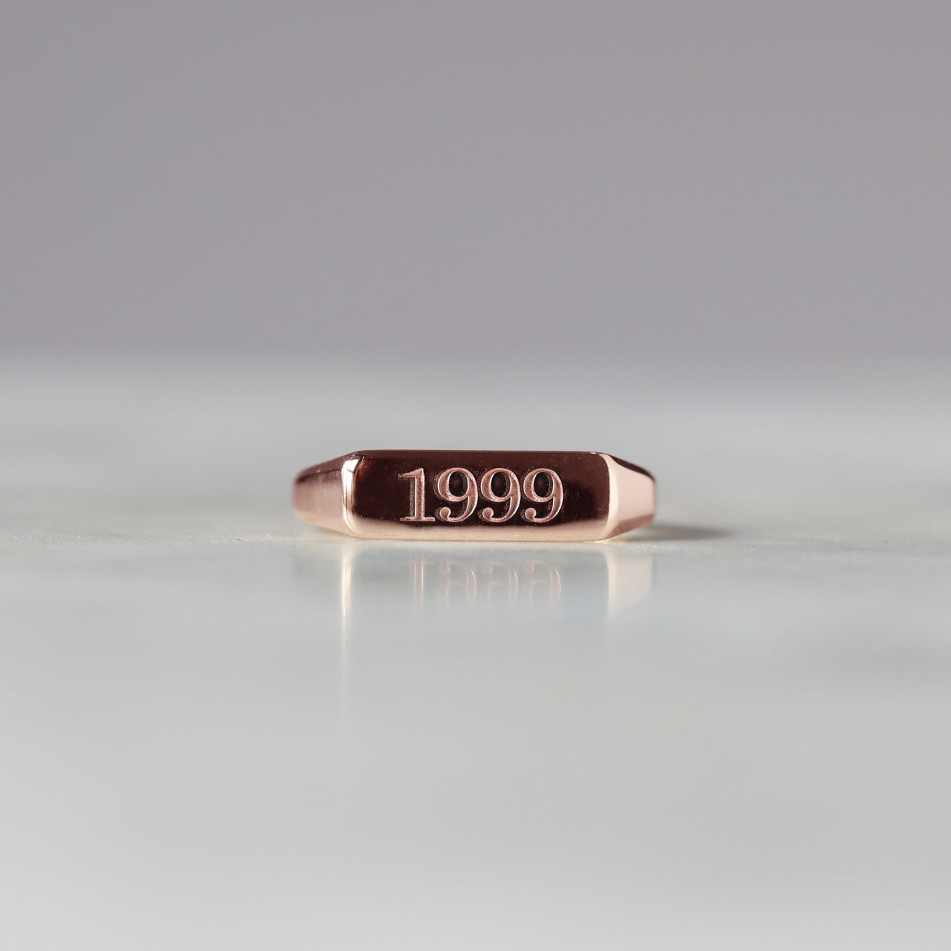 milestone bar signet ring front view rose gold