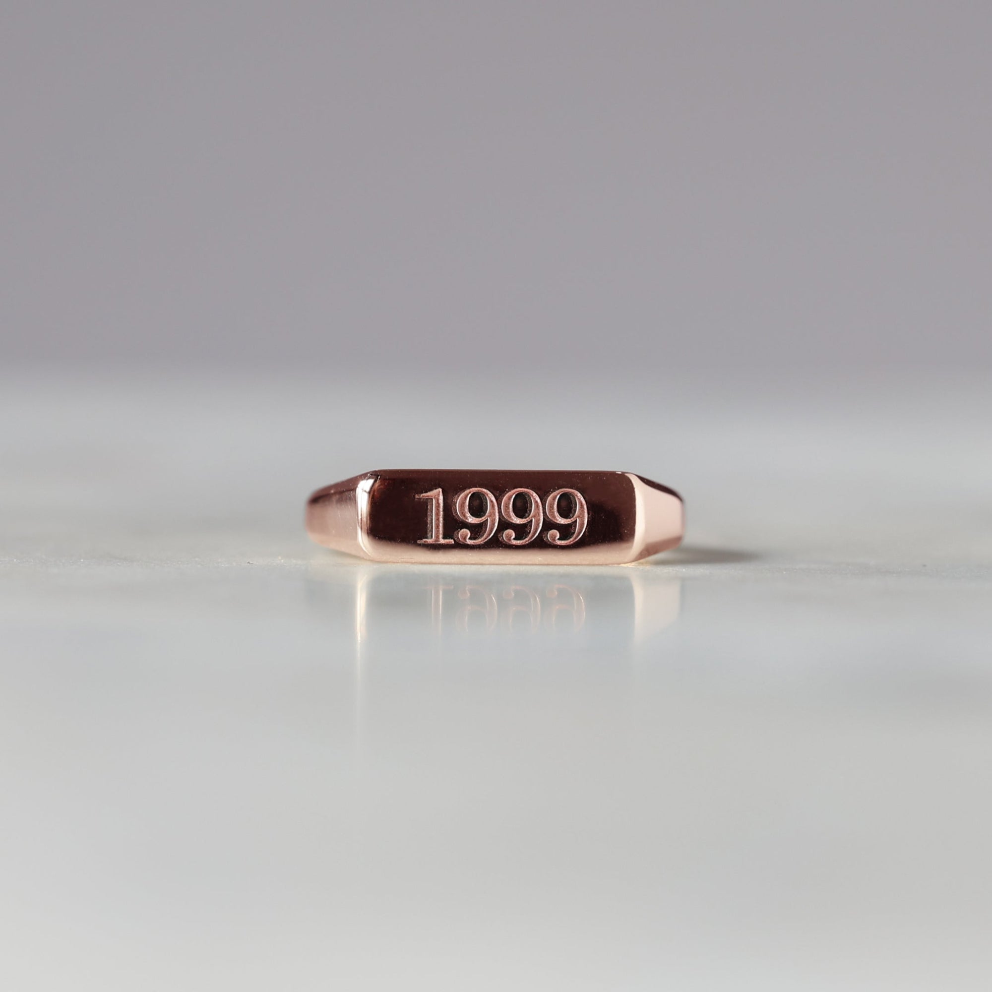 milestone bar signet ring front view rose gold