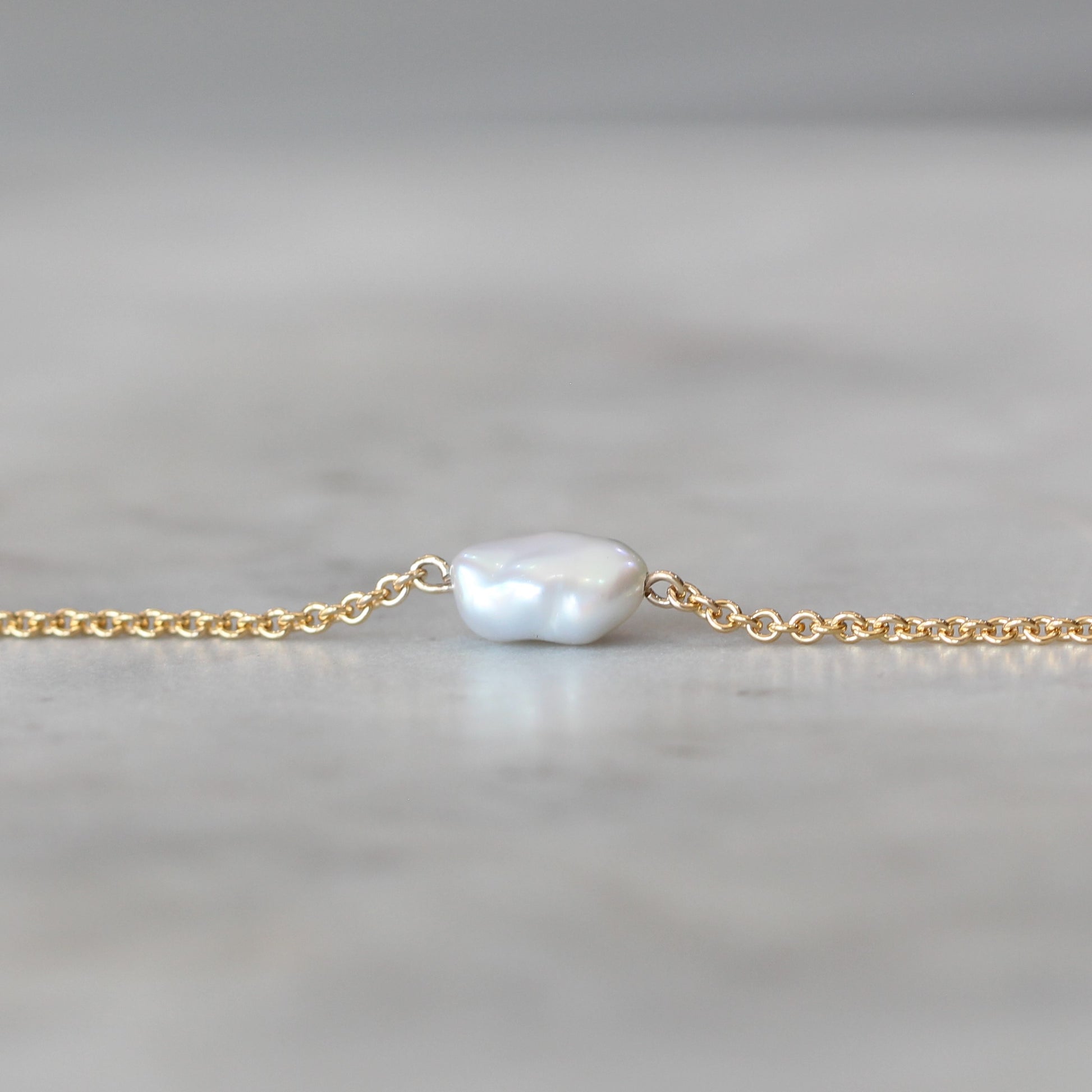 3 pearl bracelet yellow gold
