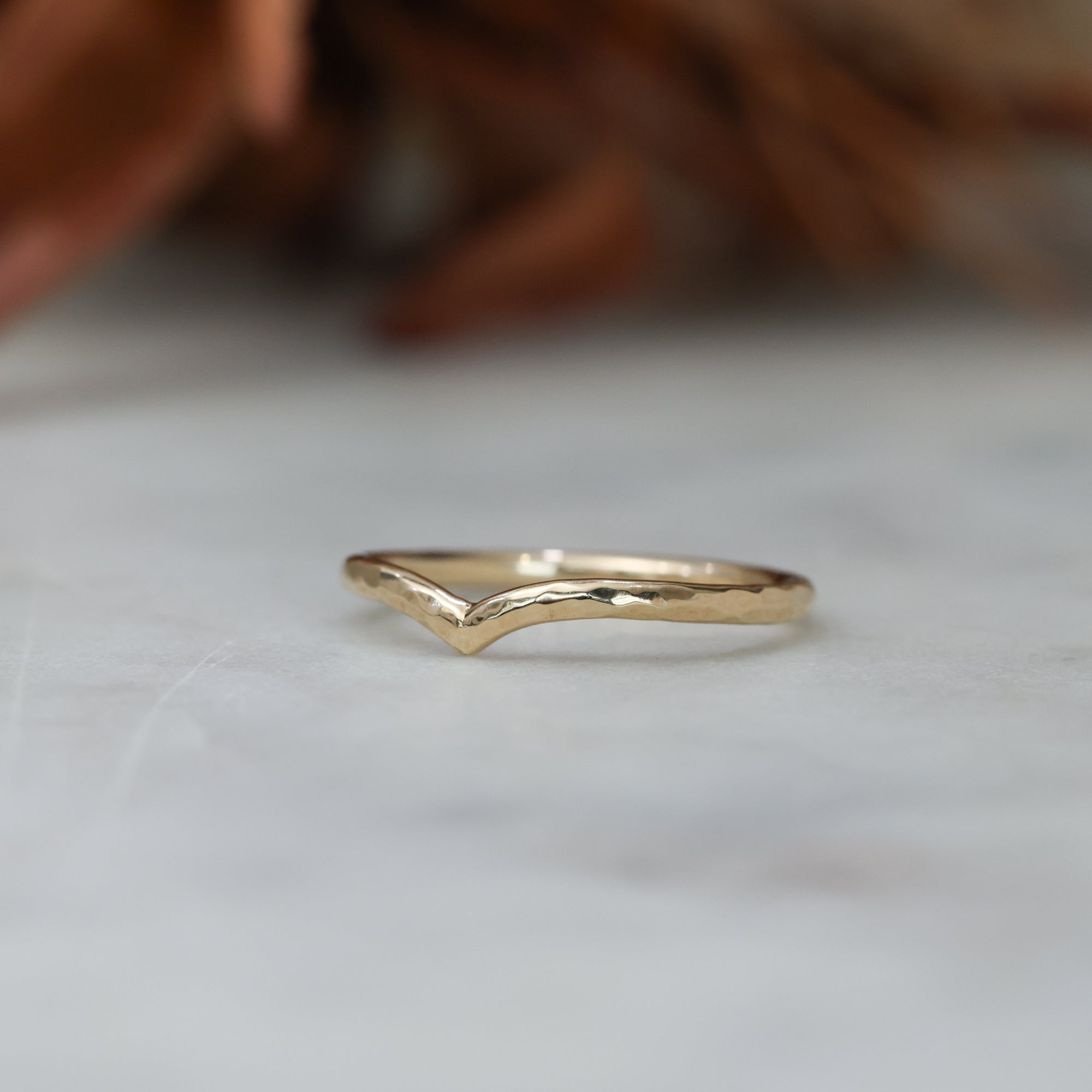 textured billy wedding band front side