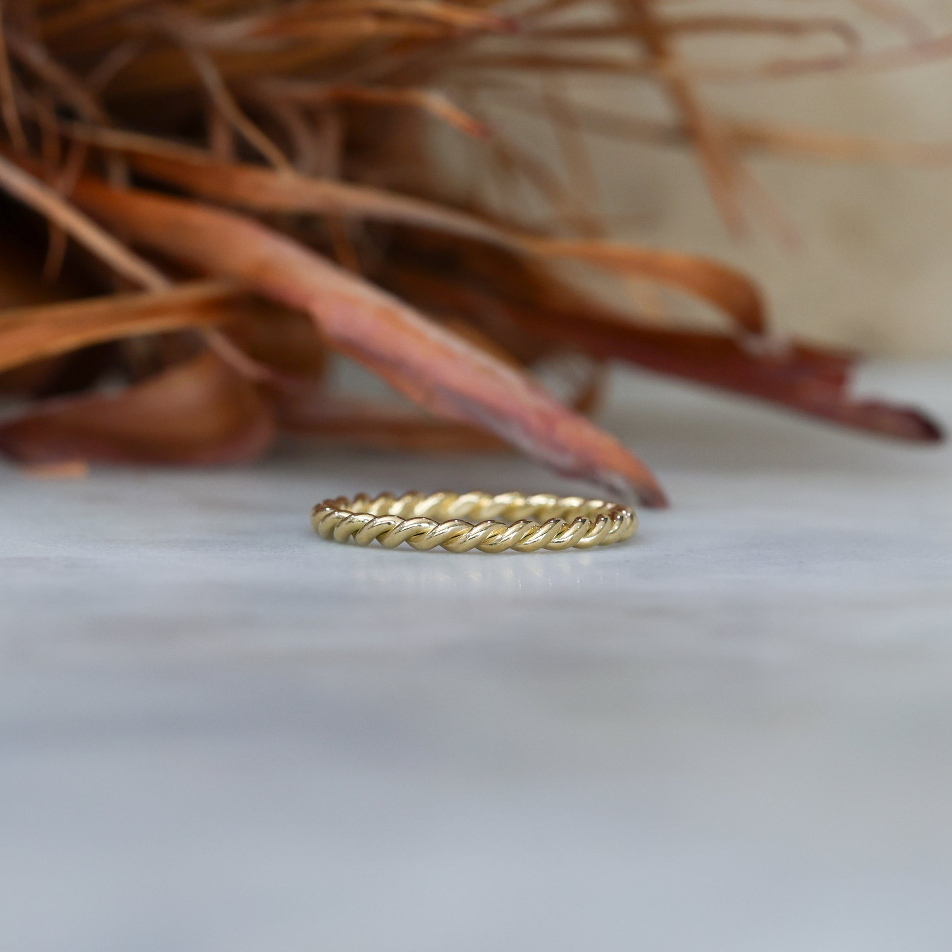 AVA TIGHT TWIST / WEDDING BAND