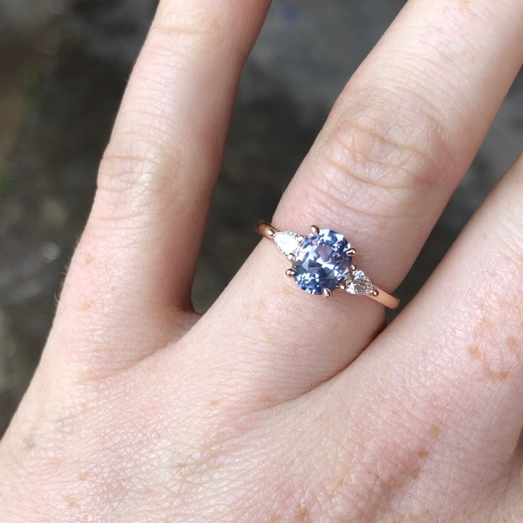 LILAC CEYLON / TRILOGY RING