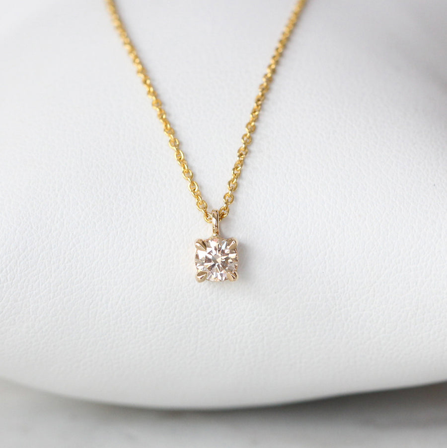 ROUND ARGYLE / DIAMOND NECKLACE