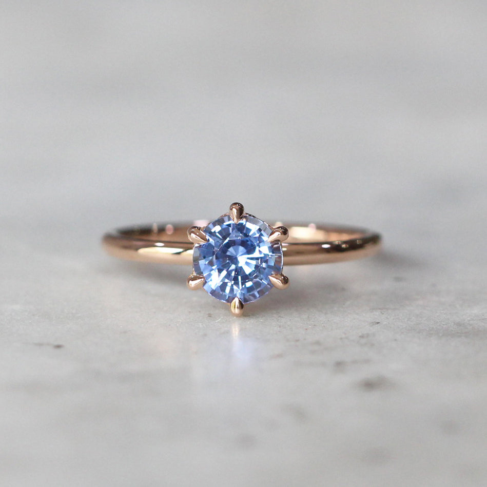 ROUND CEYLON / SAPPHIRE RING