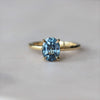 OVAL / CEYLON SAPPHIRE RING
