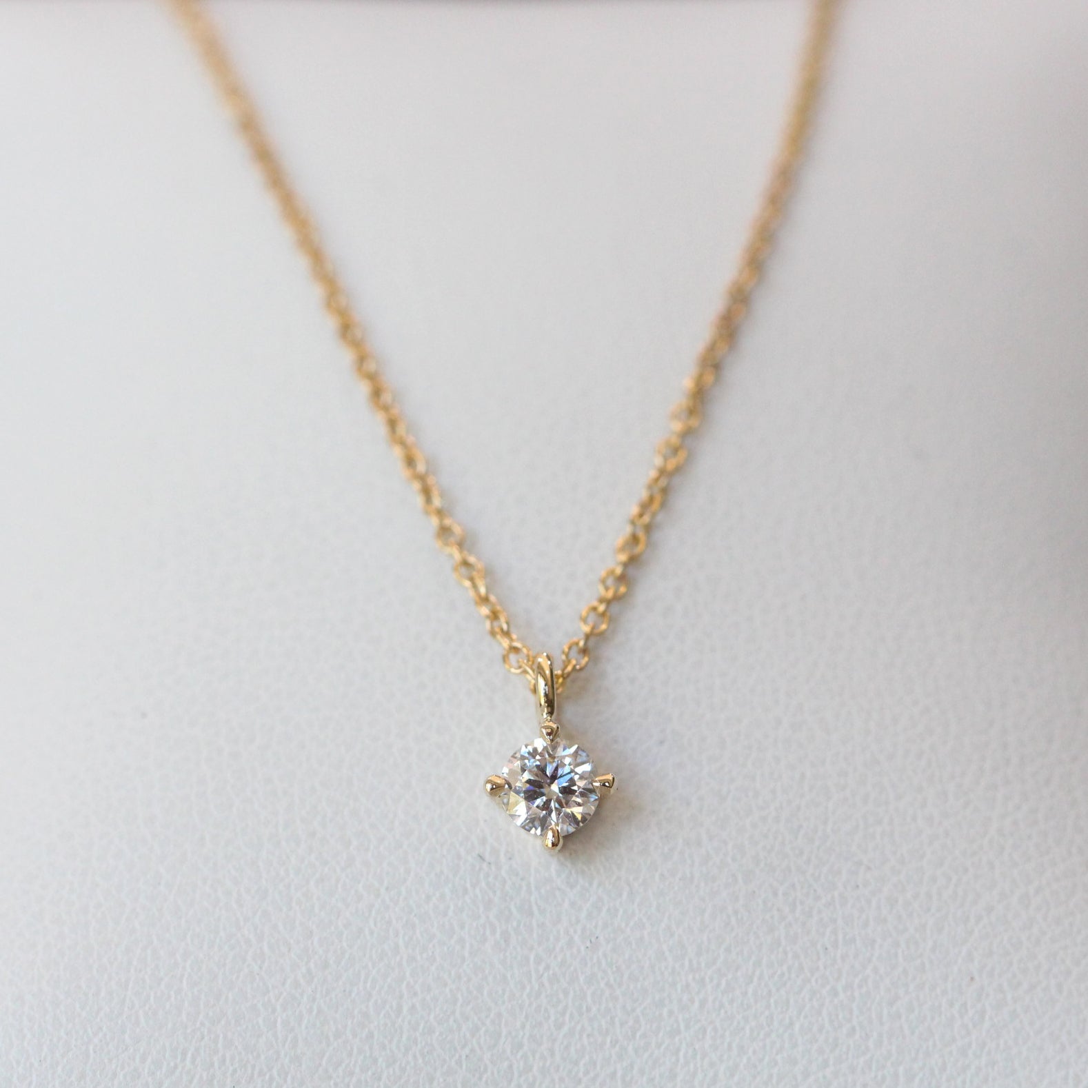 ONE OF A KIND / 0.25CT LAB DIAMOND NECKLACE