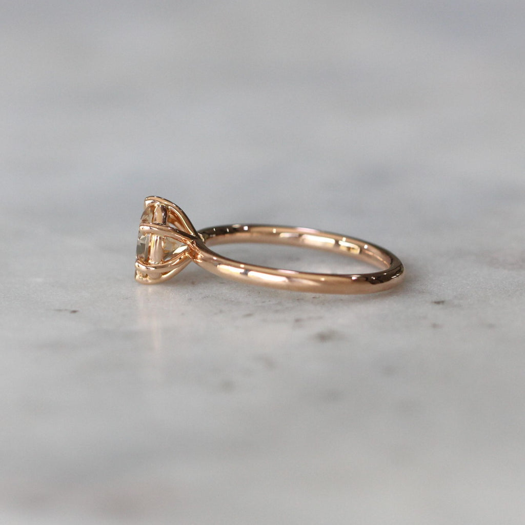 ROUND / ZIRCON RING