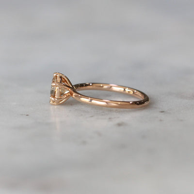 ROUND / ZIRCON RING