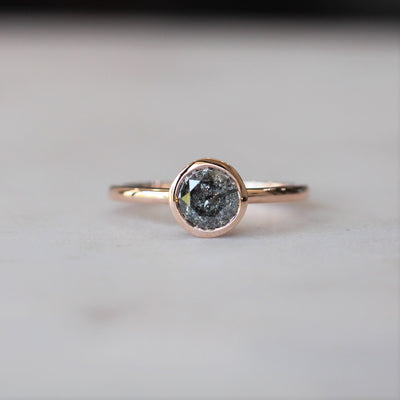 SALT & PEPPER / BEZEL RING