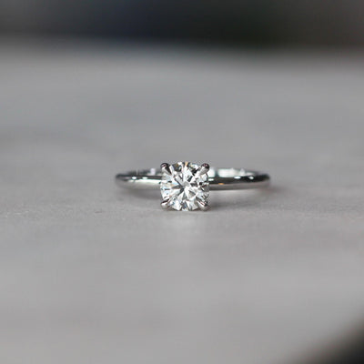 ROSIE / SOLITAIRE RING