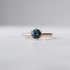 ROUND / SAPPHIRE SOLITAIRE RING