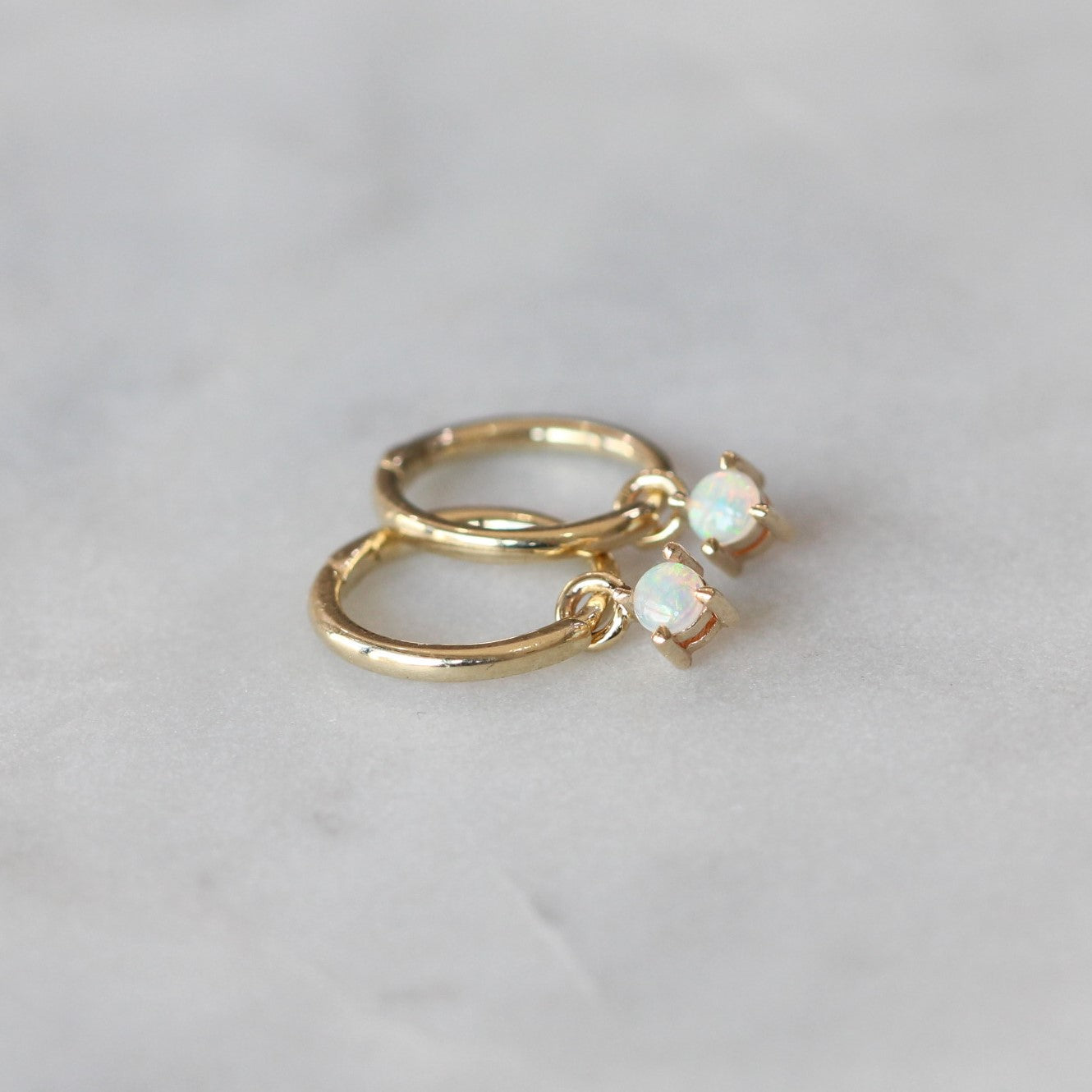 OPAL / MINI HOOP EARRINGS
