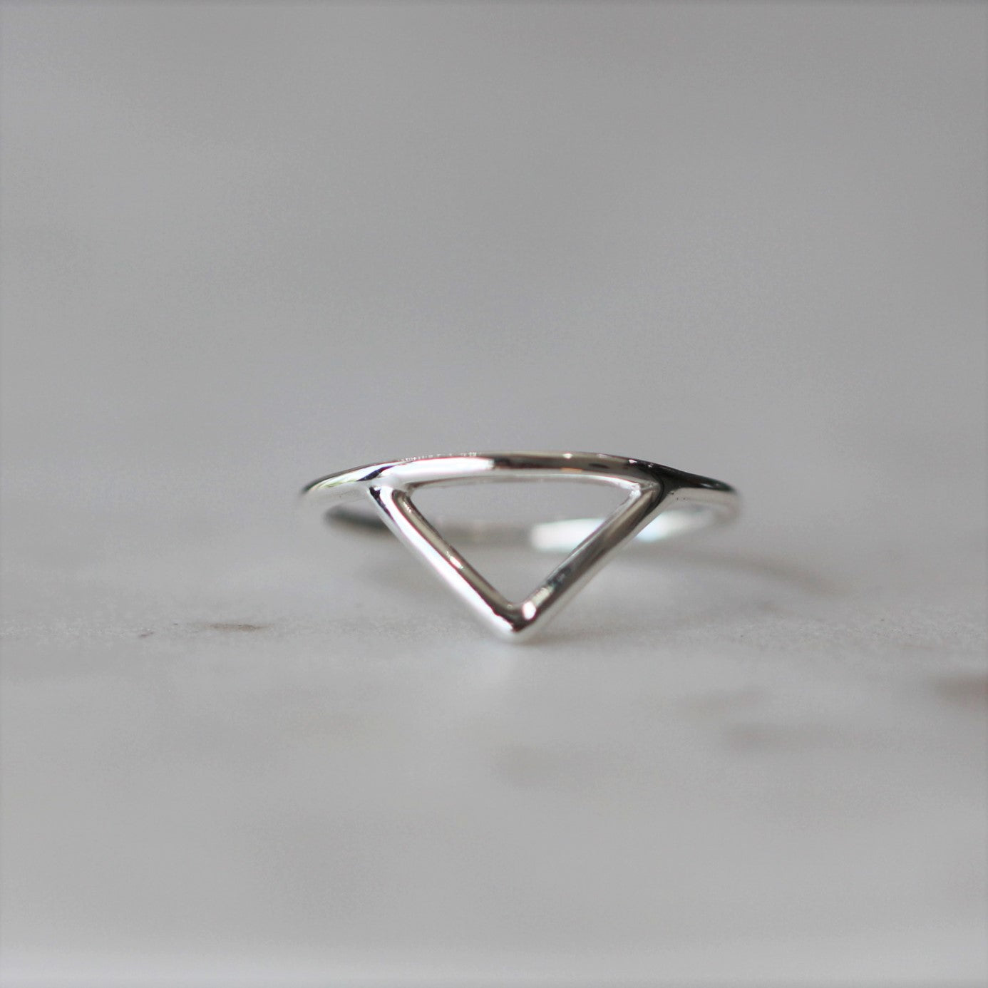 DAISYS ARROW / RING