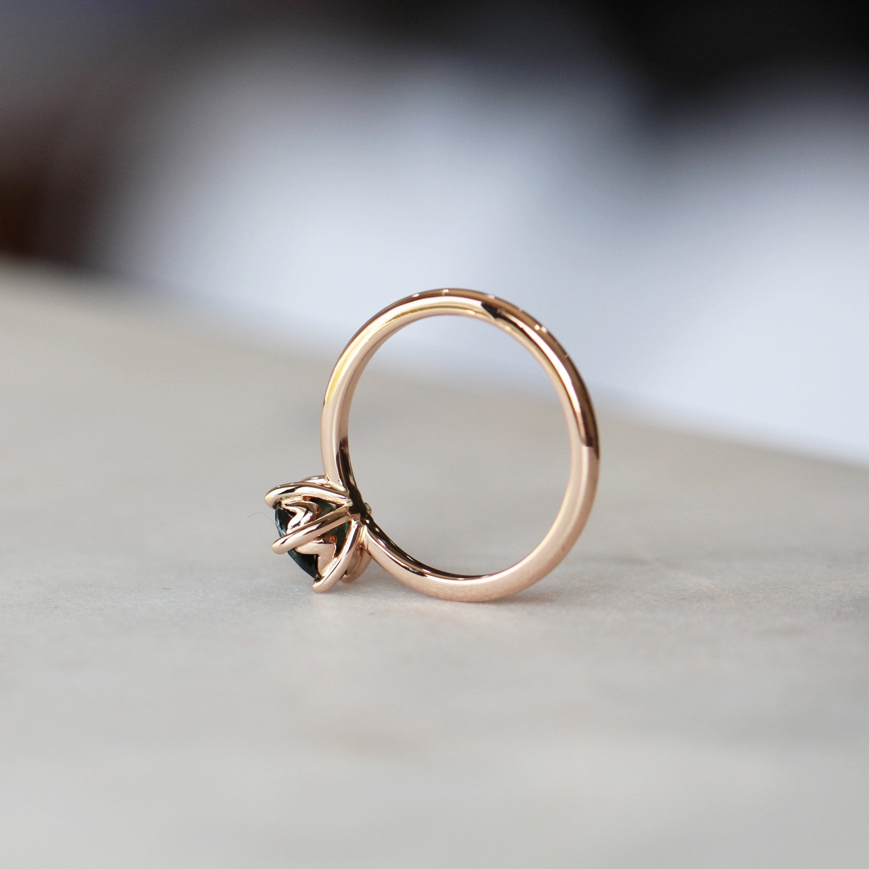 GREEN PARTI SAPPHIRE RING