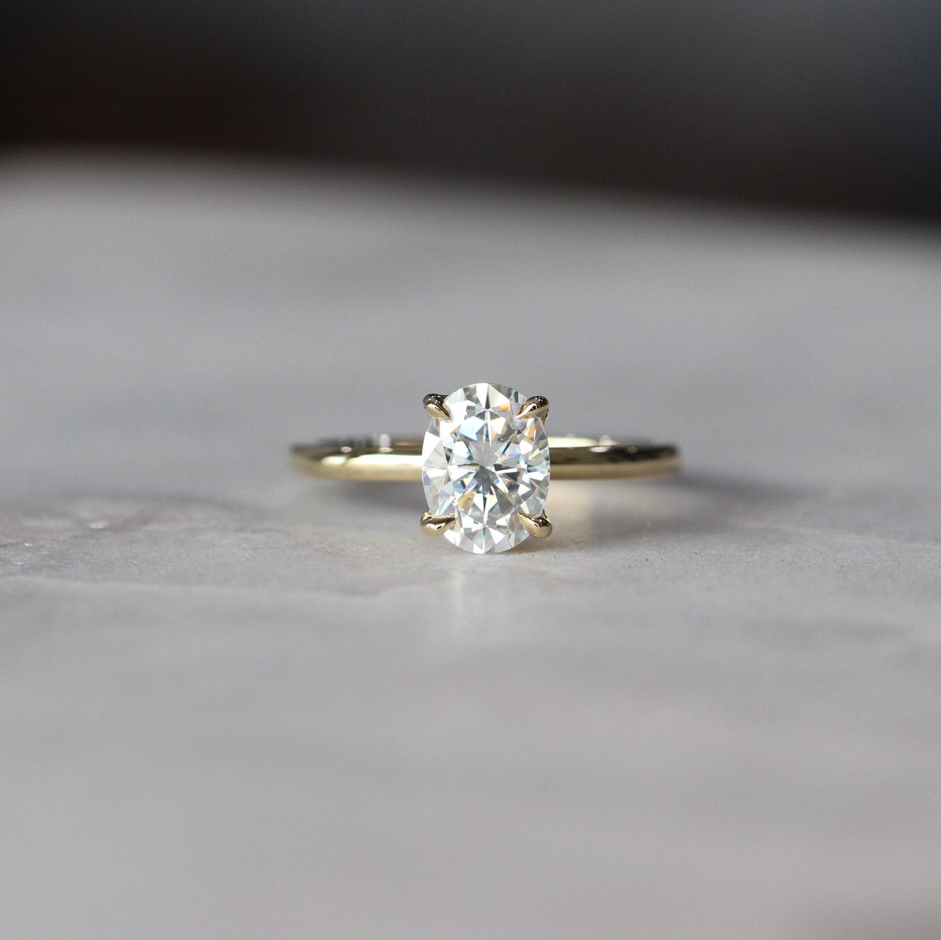 EVIE MOISSANITE / SOLITAIRE RING