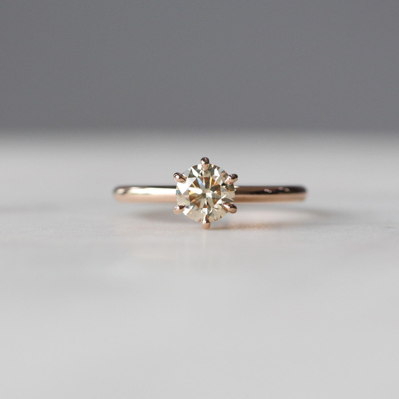 ARGYLE / SOLITAIRE RING III