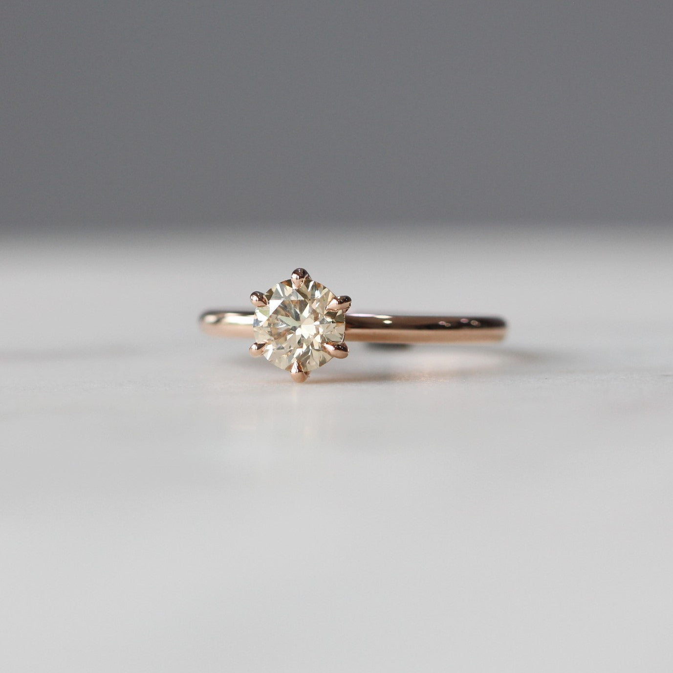 ARGYLE / SOLITAIRE RING III