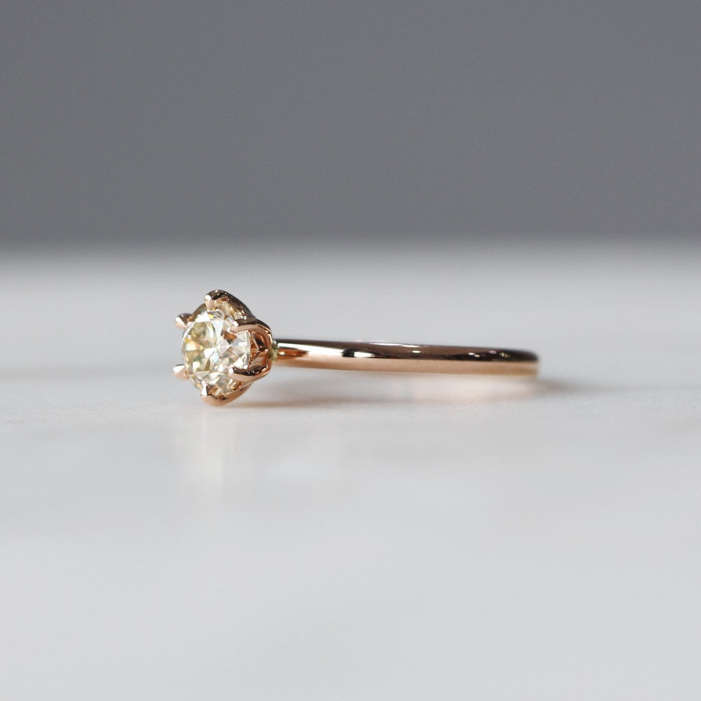 ARGYLE / SOLITAIRE RING III