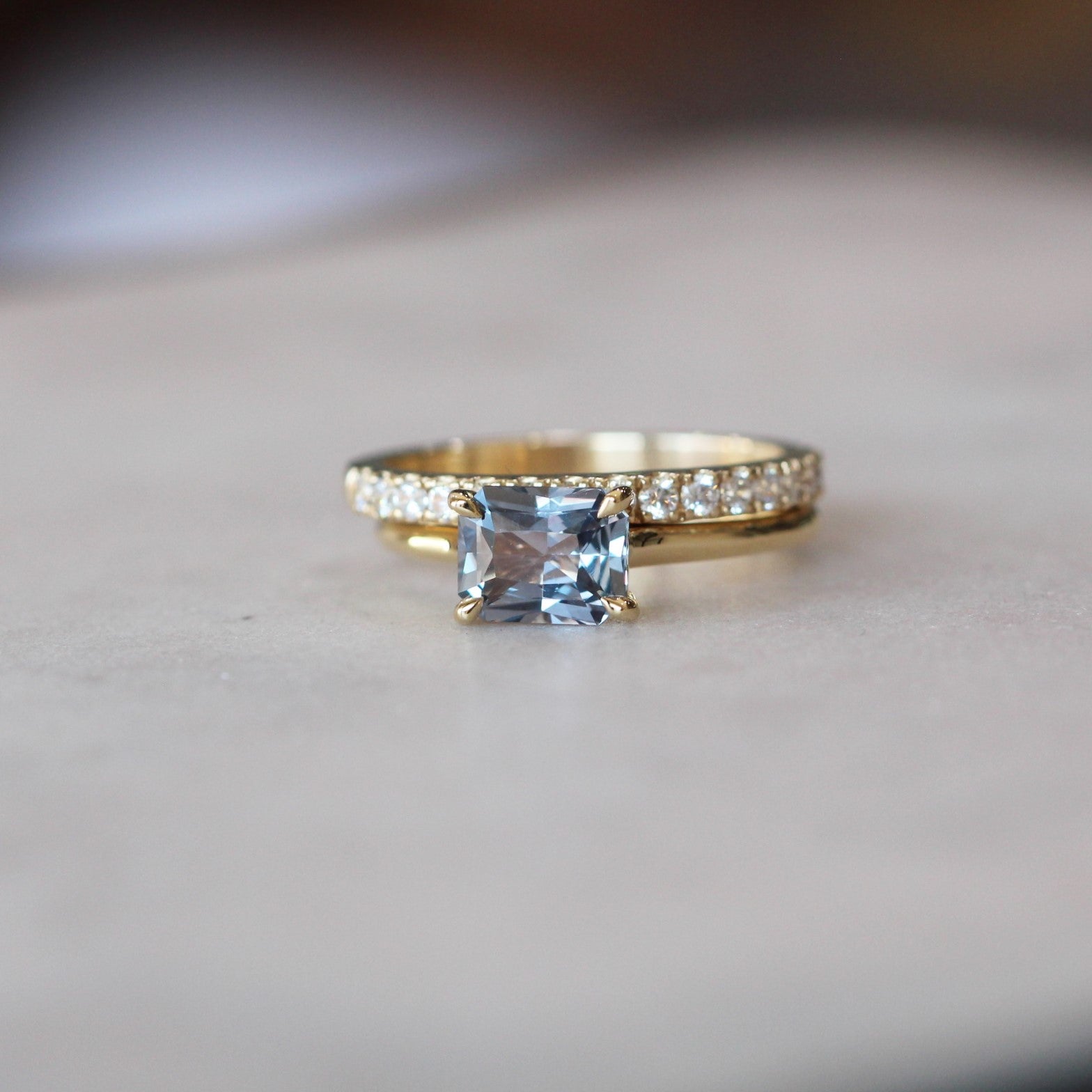 EAST WEST / GREY SPINEL RING