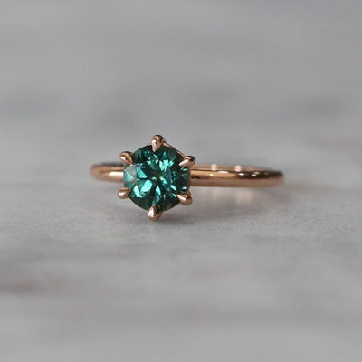 ROUND / SAPPHIRE SOLITAIRE RING ii