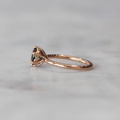 ROUND / SAPPHIRE SOLITAIRE RING ii