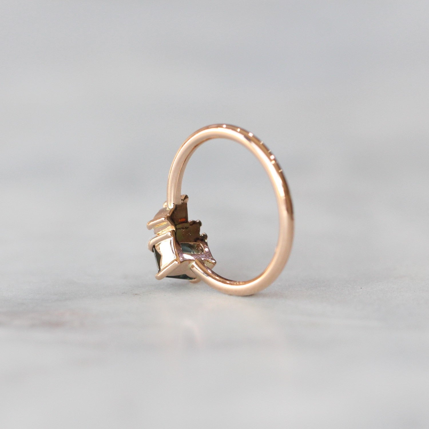 ASYMMETRIC / PARTI SAPPHIRE RING