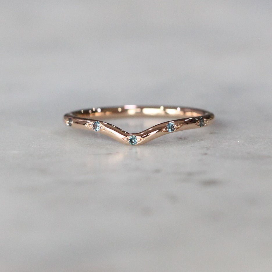 SAPPHIRE STARDUST / WEDDING BAND