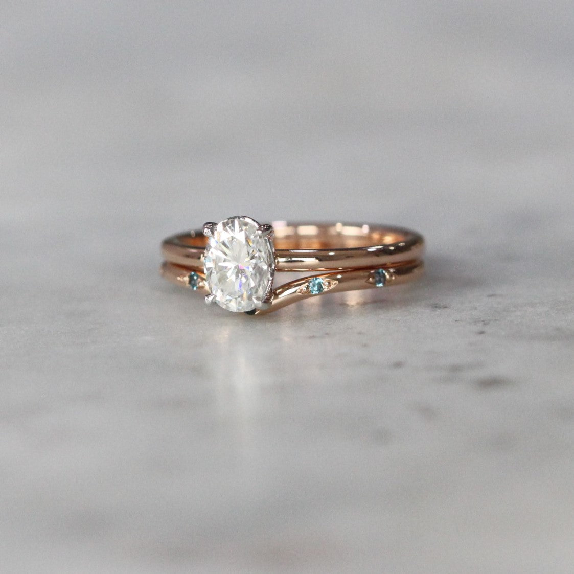 SAPPHIRE STARDUST / WEDDING BAND