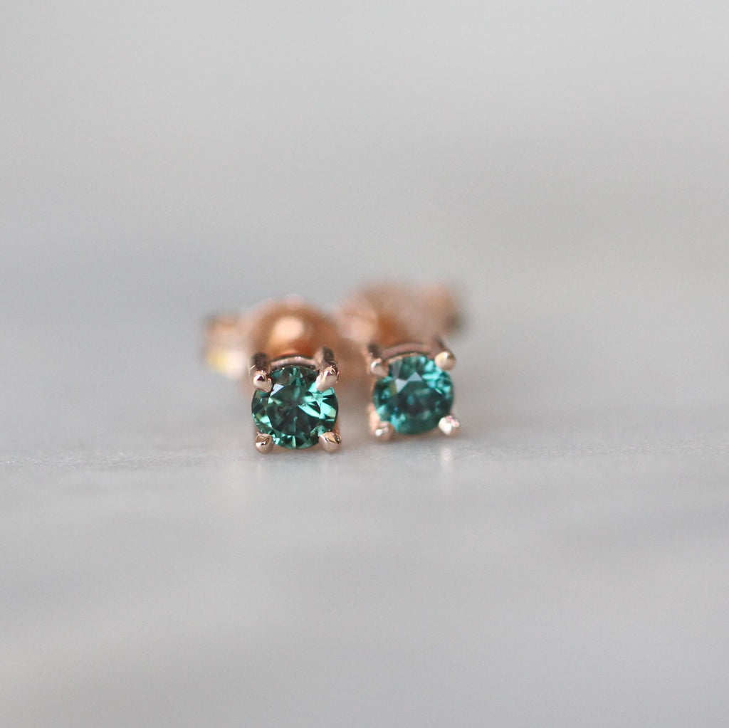 PARTI SAPPHIRE | STUD EARRINGS