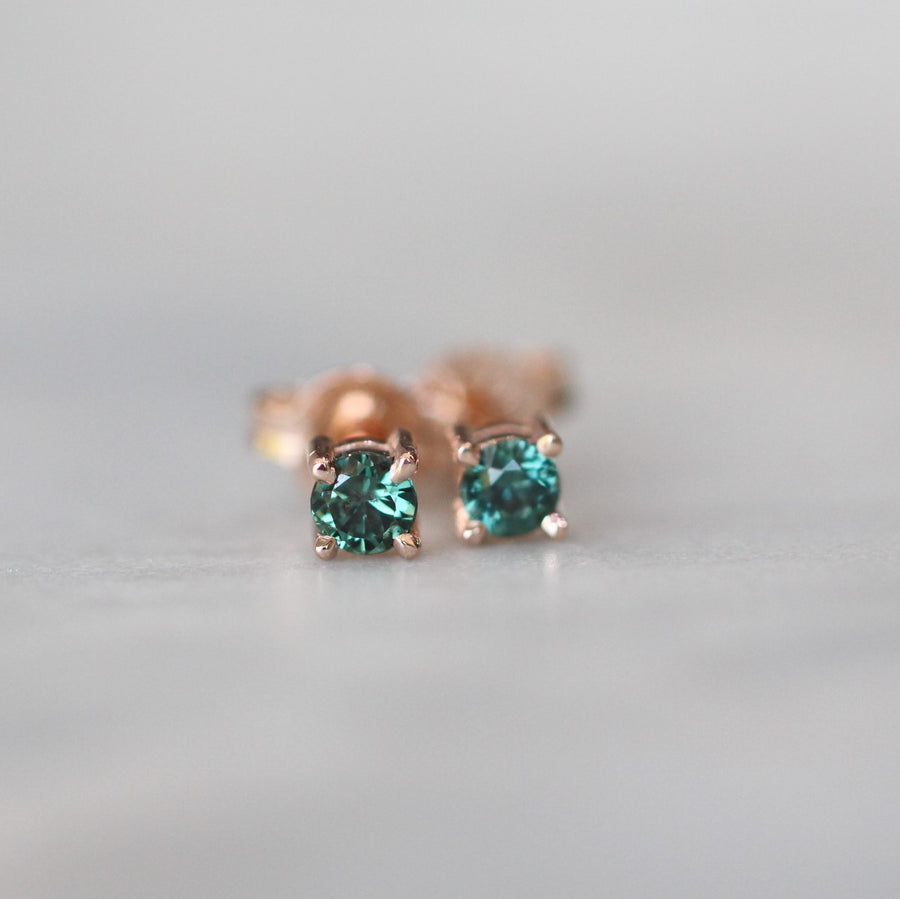 PARTI SAPPHIRE | STUD EARRINGS