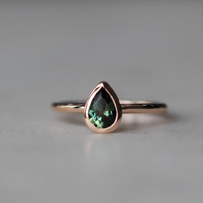 BEZEL SET / PEAR PARTI