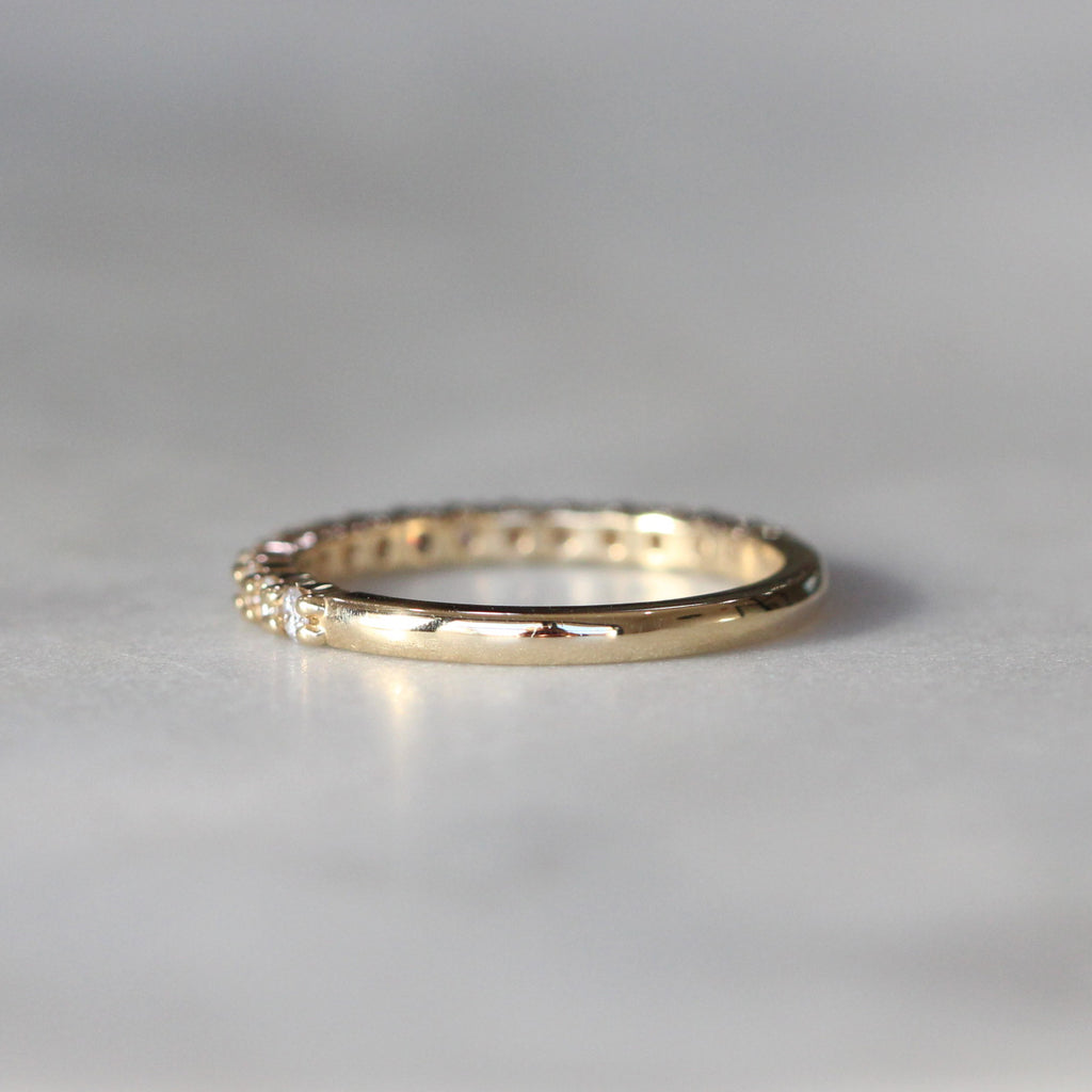 PETITE MIA / WEDDING BAND