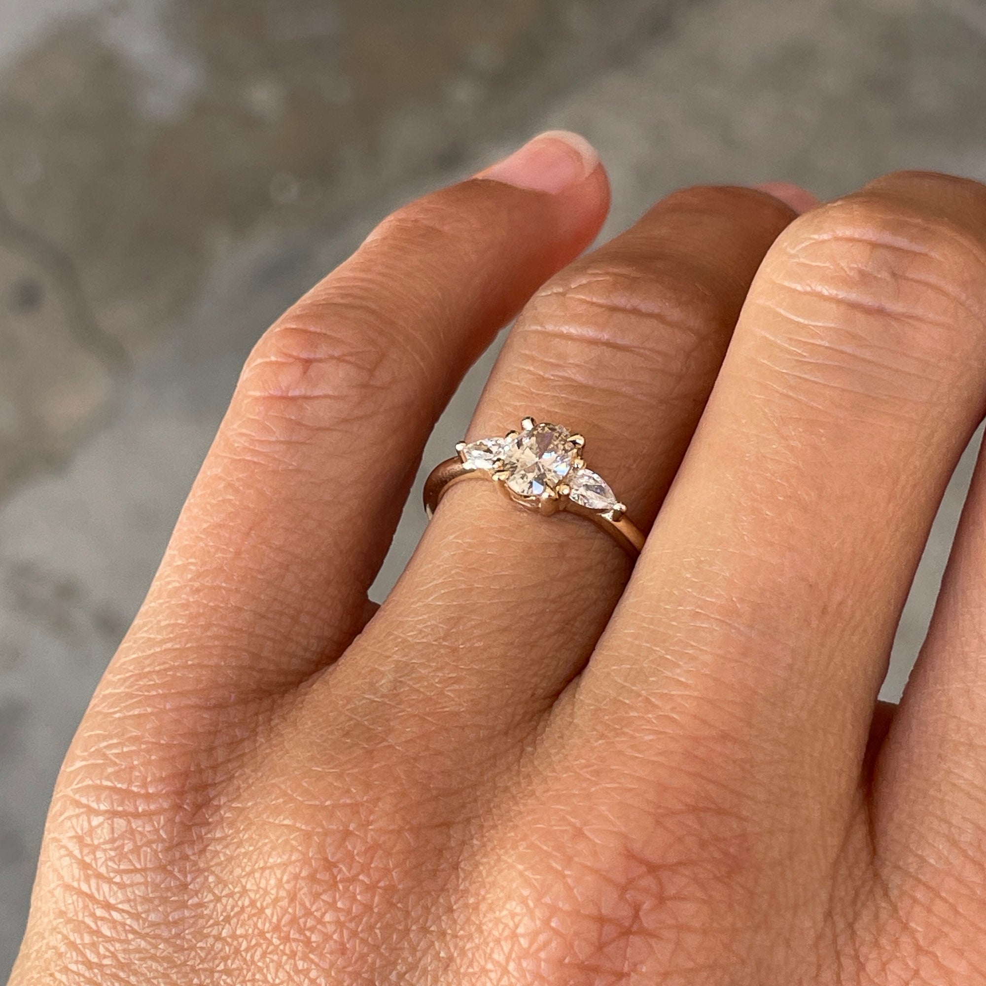 OVAL ARGYLE / TRILOGY RING III