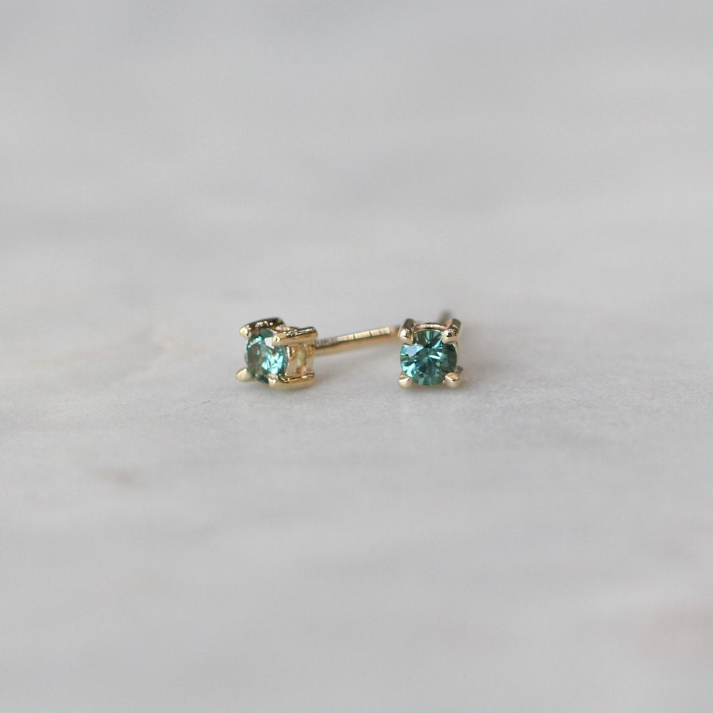 PARTI SAPPHIRE | STUD EARRINGS