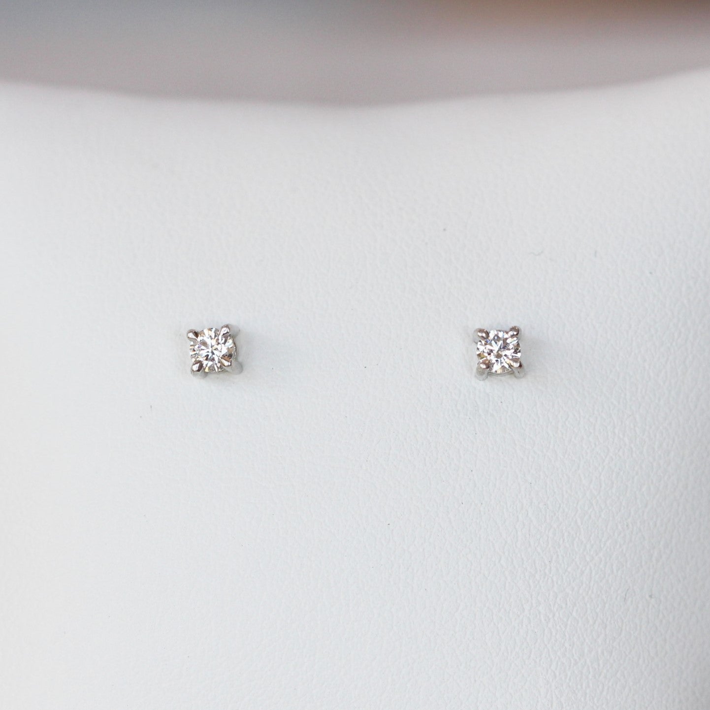 DIAMOND | STUD EARRINGS
