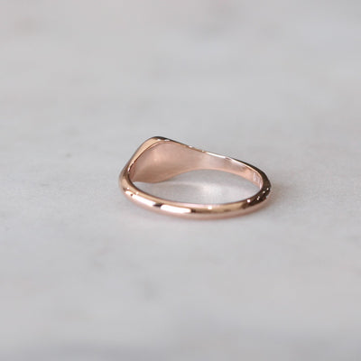 ROUND / SIGNET RING