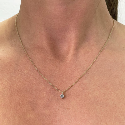 ONE OF A KIND / LAB DIAMOND NECKLACE
