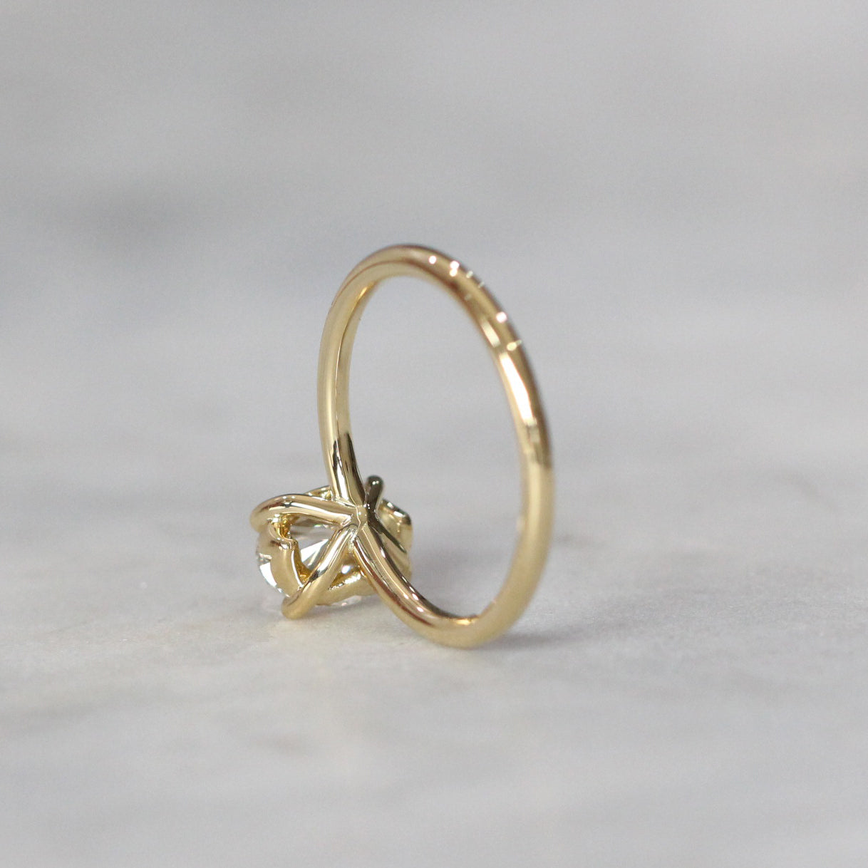 OVAL LAB CREATED DIAMOND / SOLITAIRE RING III
