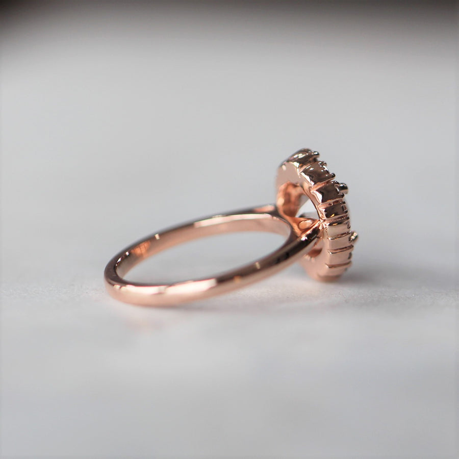 MORGANITE / VINTAGE HALO RING