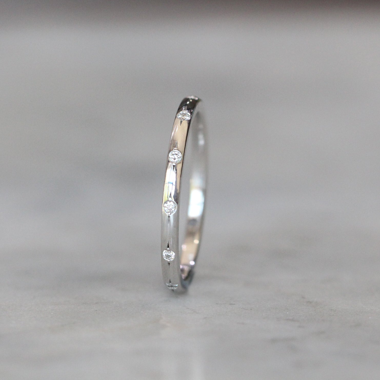 ORBIT / WEDDING BAND