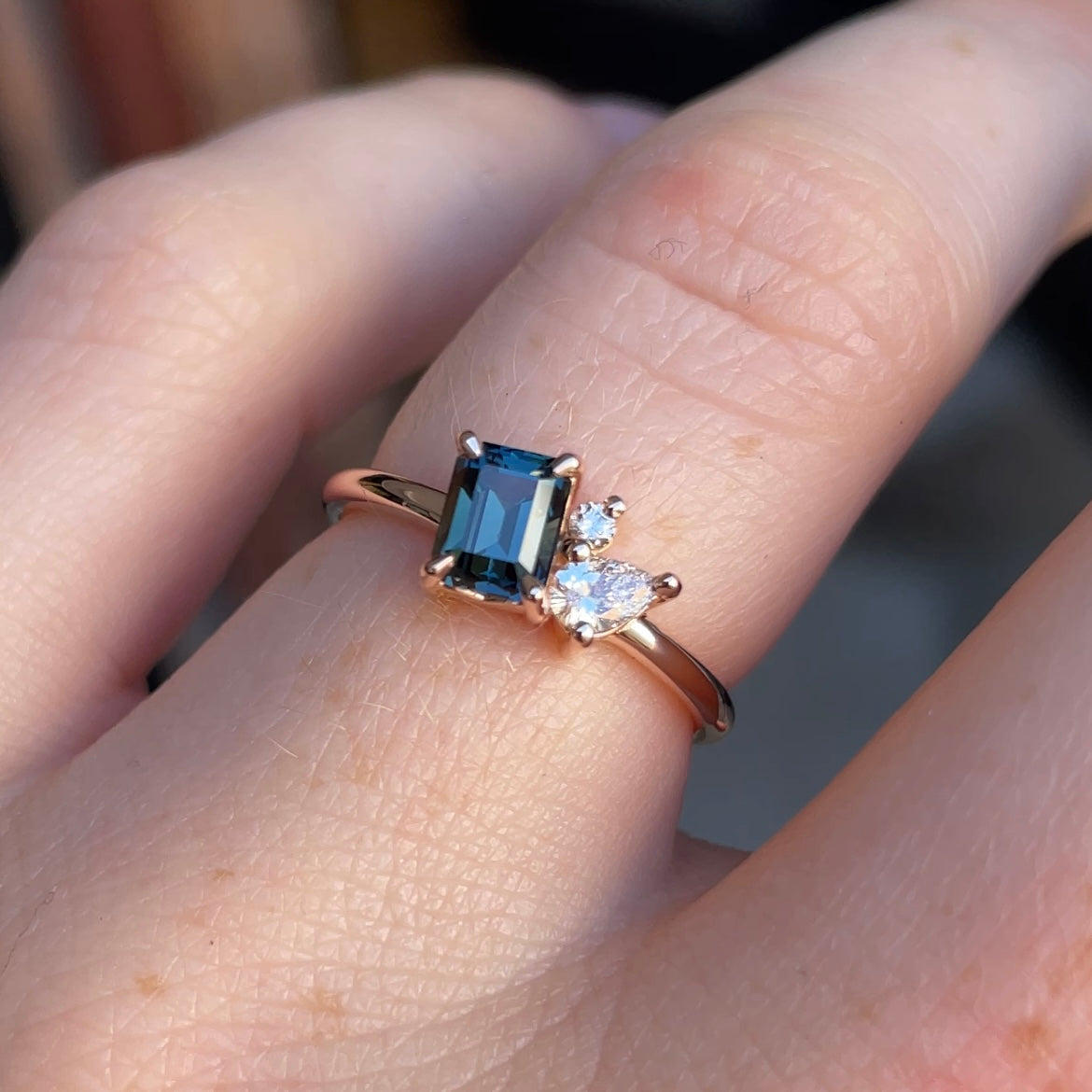ASYMMETRIC / PARTI SAPPHIRE RING