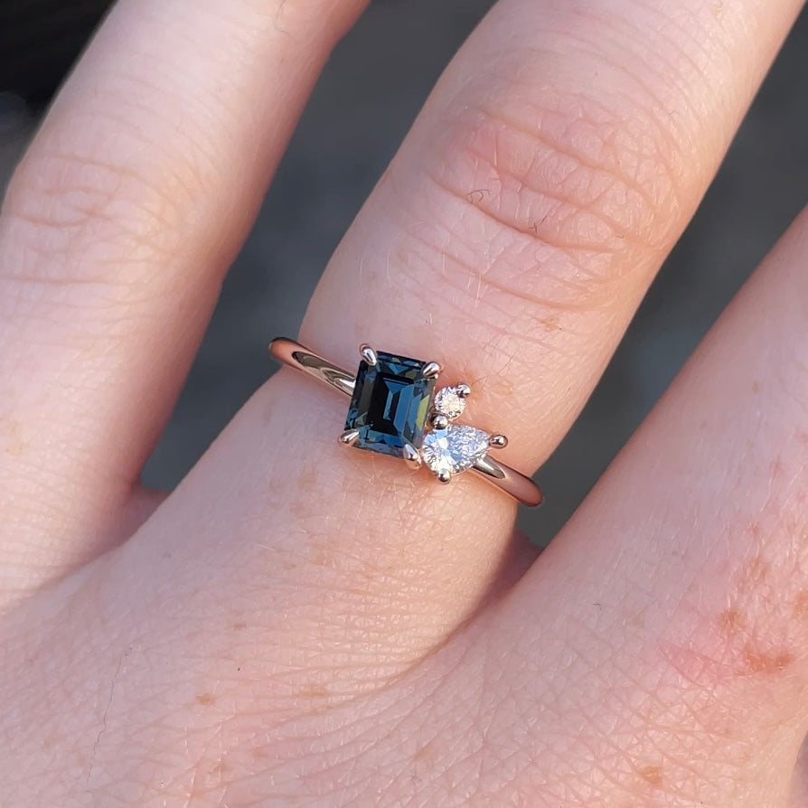 ASYMMETRIC / PARTI SAPPHIRE RING