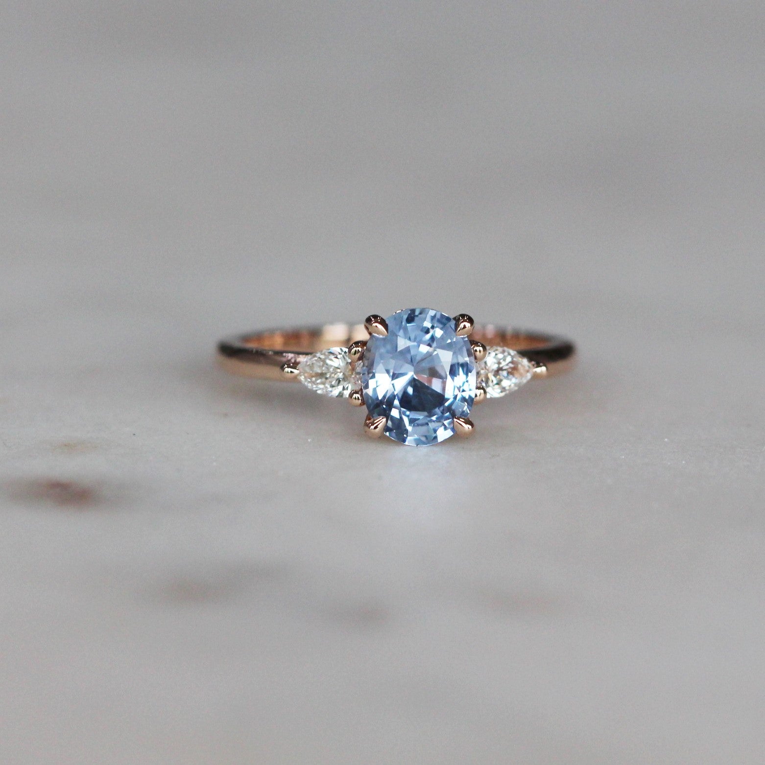 LILAC CEYLON / TRILOGY RING