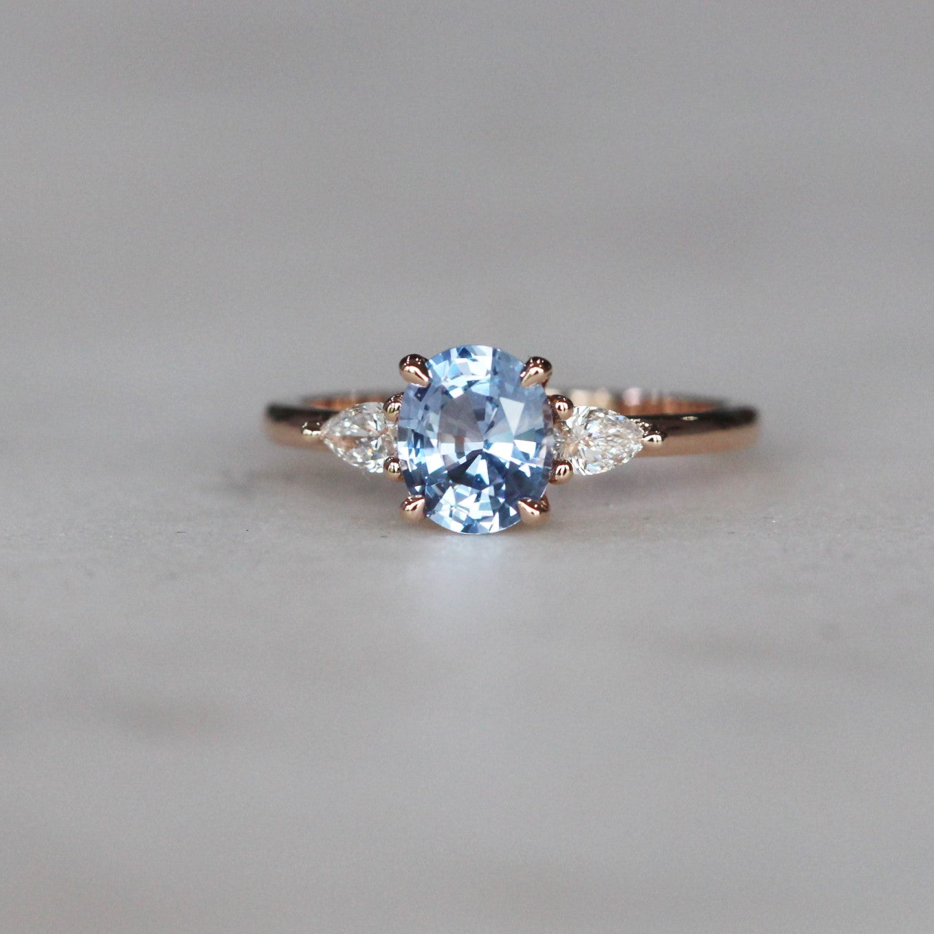 LILAC CEYLON / TRILOGY RING