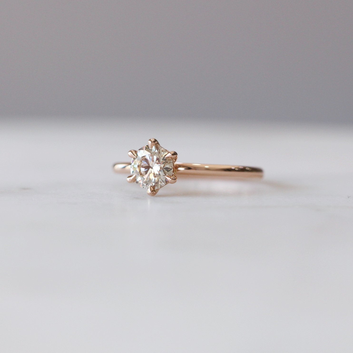 ARGYLE / SOLITAIRE RING V