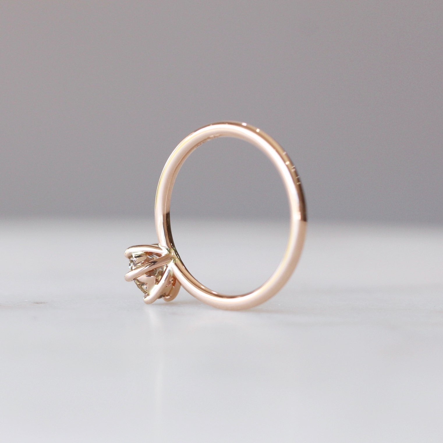 ARGYLE / SOLITAIRE RING V