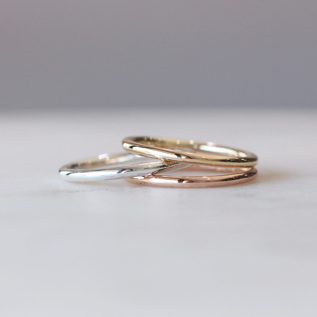 ROUND / WEDDING BAND