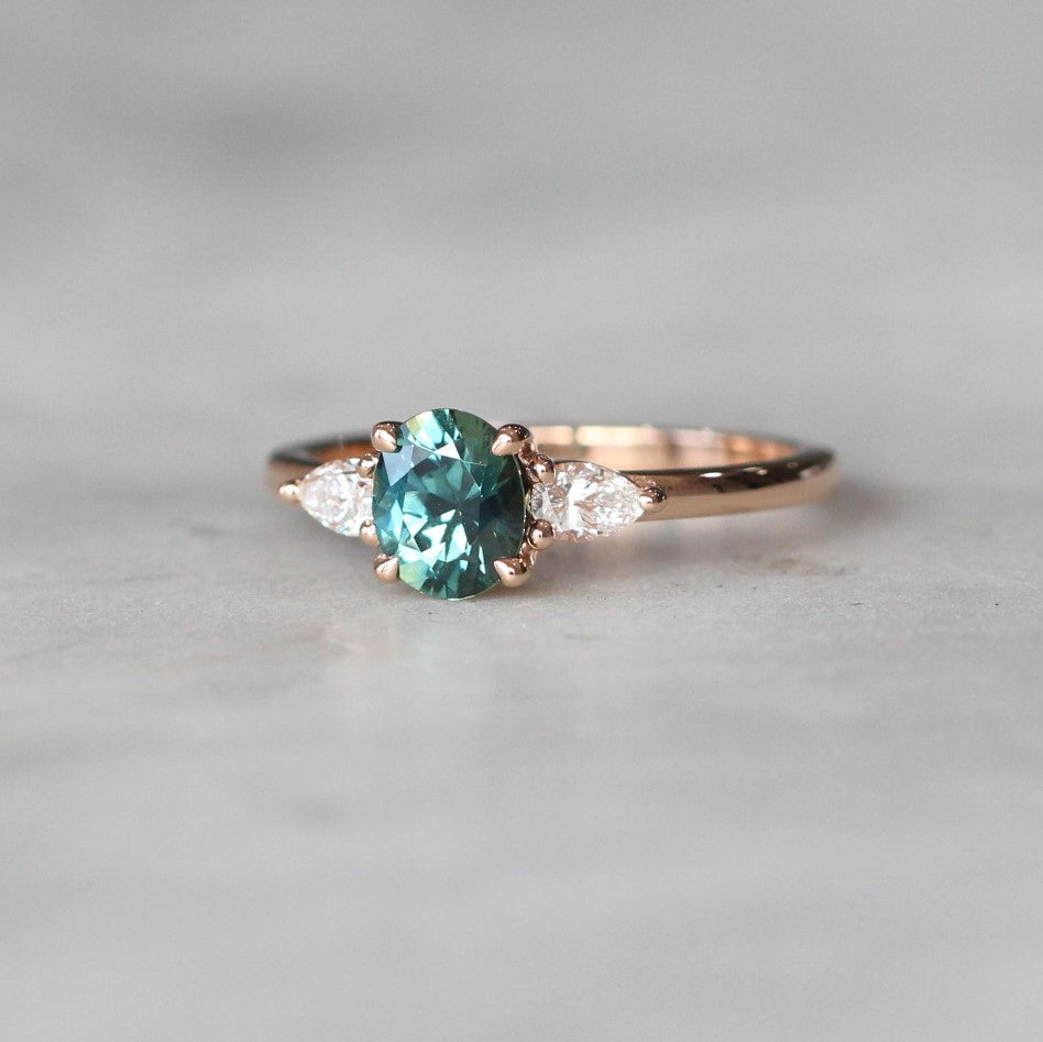 OVAL PARTI / TRILOGY RING II