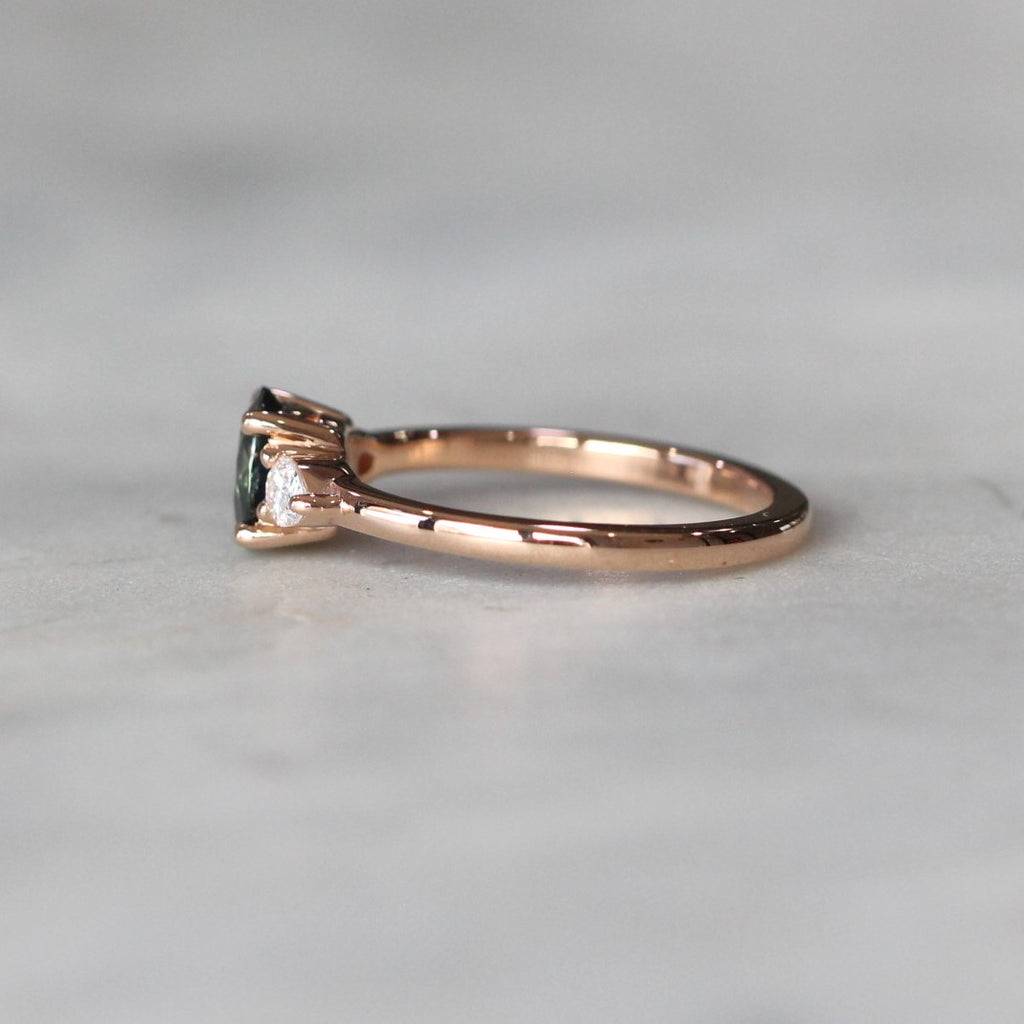 OVAL PARTI / TRILOGY RING II