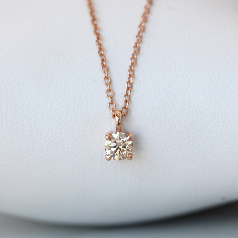 ONE OF A KIND ROUND ARGYLE / NECKLACE